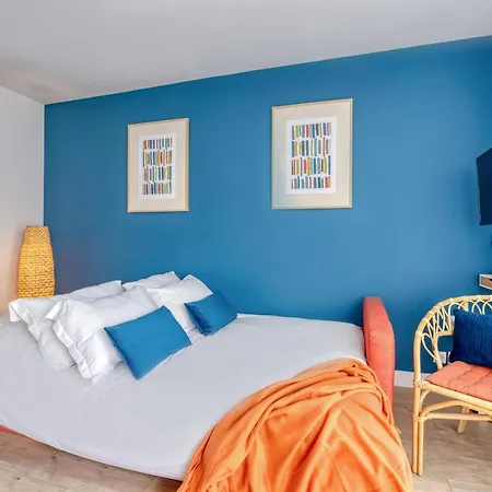 Le Bleu, Tres Bien Situe 1mn Centre Commerciale, Parking Gratuit