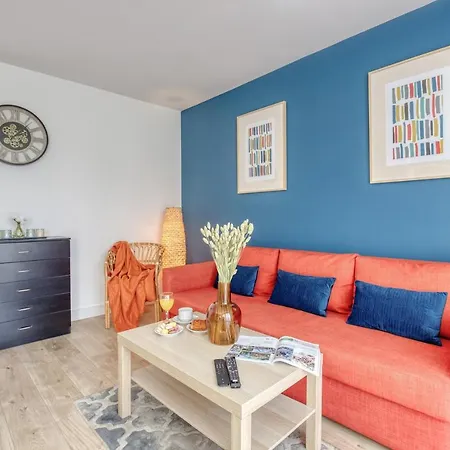 Le Bleu, Tres Bien Situe 1mn Centre Commerciale, Parking Gratuit