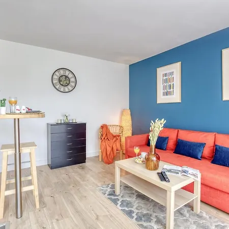 Le Bleu, Tres Bien Situe 1mn Centre Commerciale, Parking Gratuit Serris